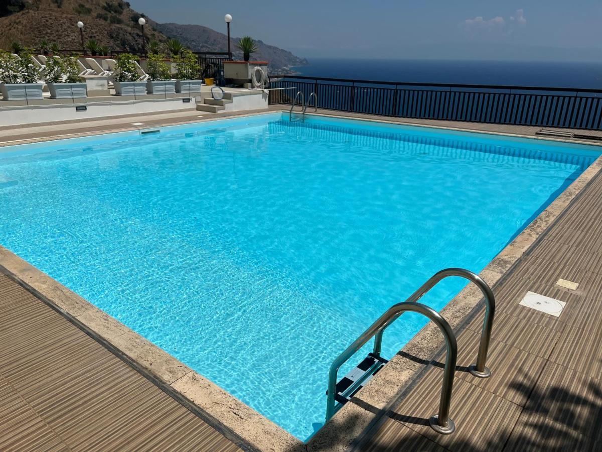 Chez Marie Apartman Taormina Kültér fotó