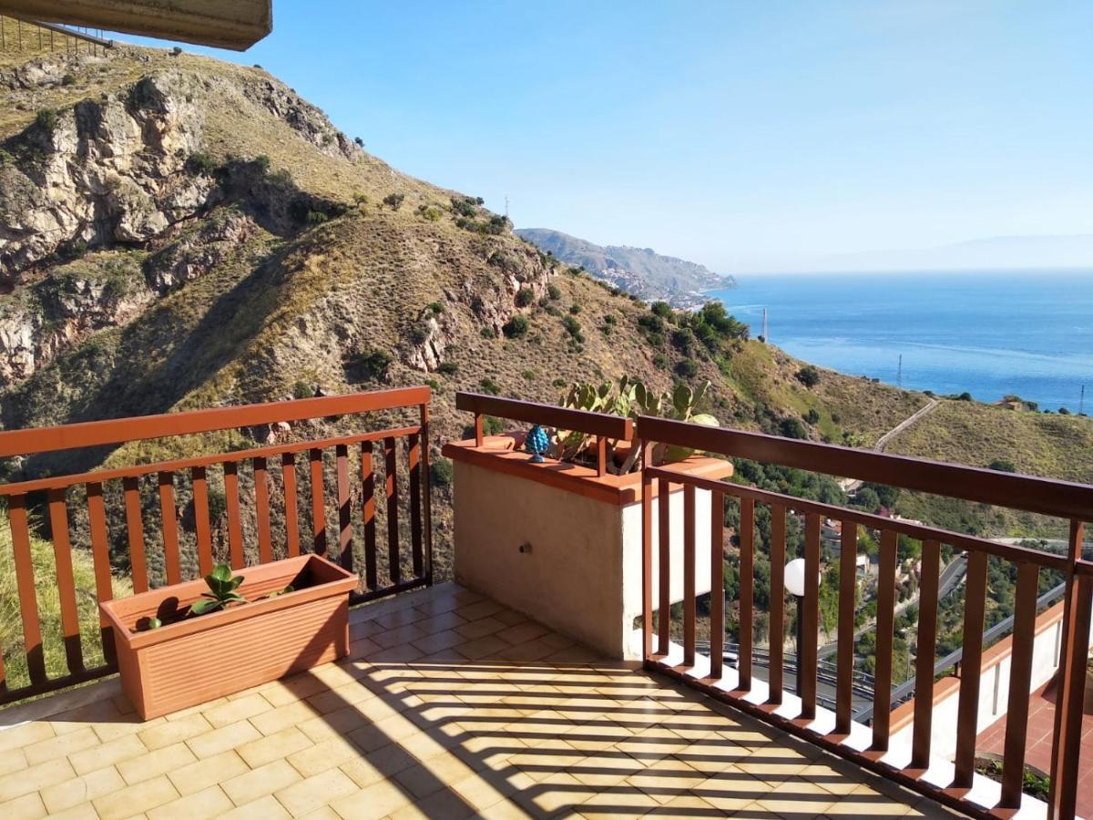 Chez Marie Apartman Taormina Kültér fotó